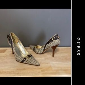 🔻SALE🔻GUESS BY MARCIANO🔹EXCELLENT CONDITION • LEATHER